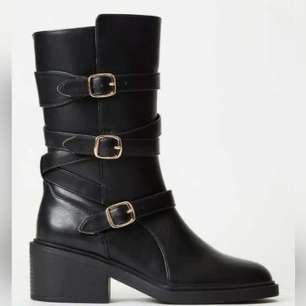 JustFab Greer Faux-Leather Black Buckle Moto Boots Women's Size 7 NWT Soft Goth
